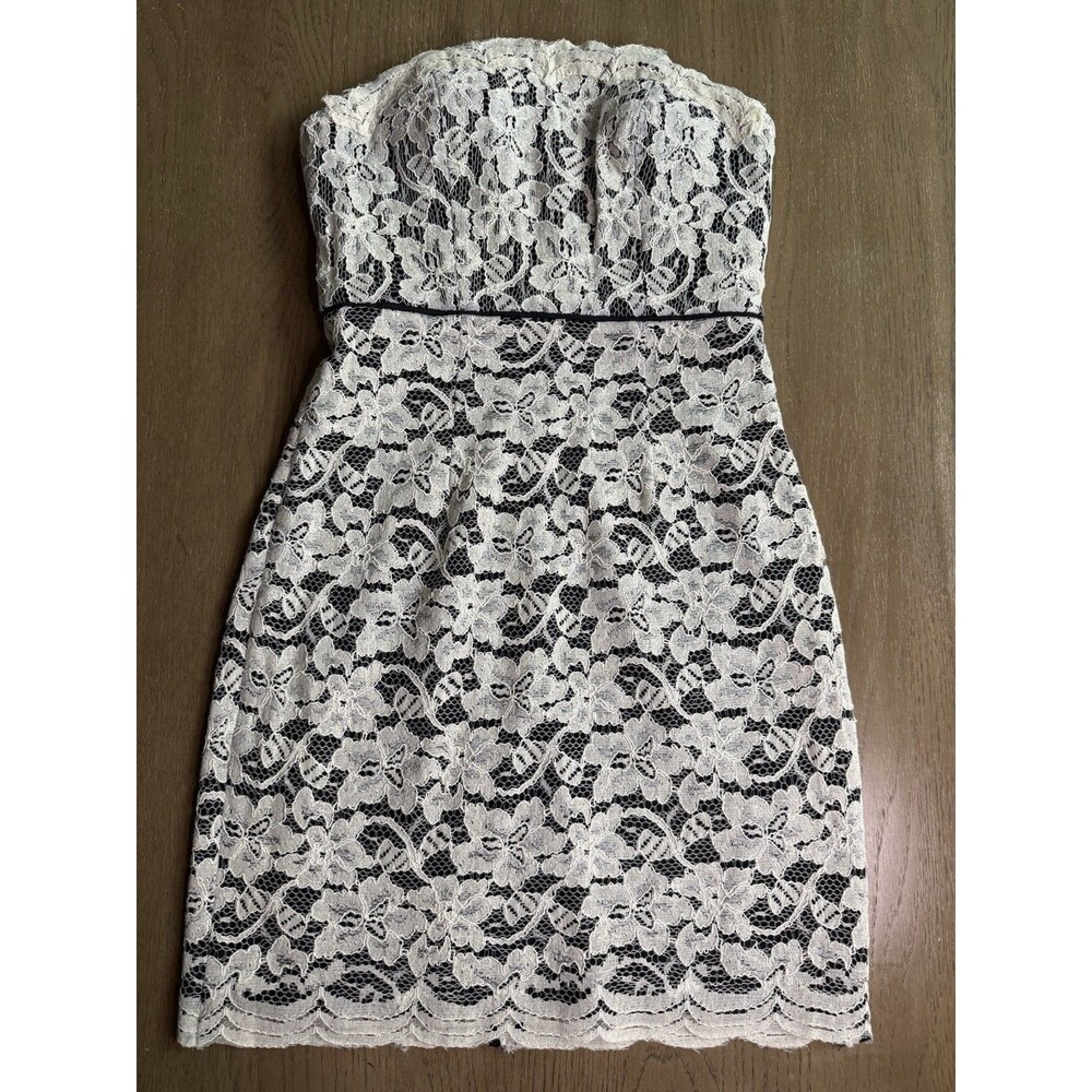 Diane Von Furstenberg Walker lace mini dress black white strapless Size 0